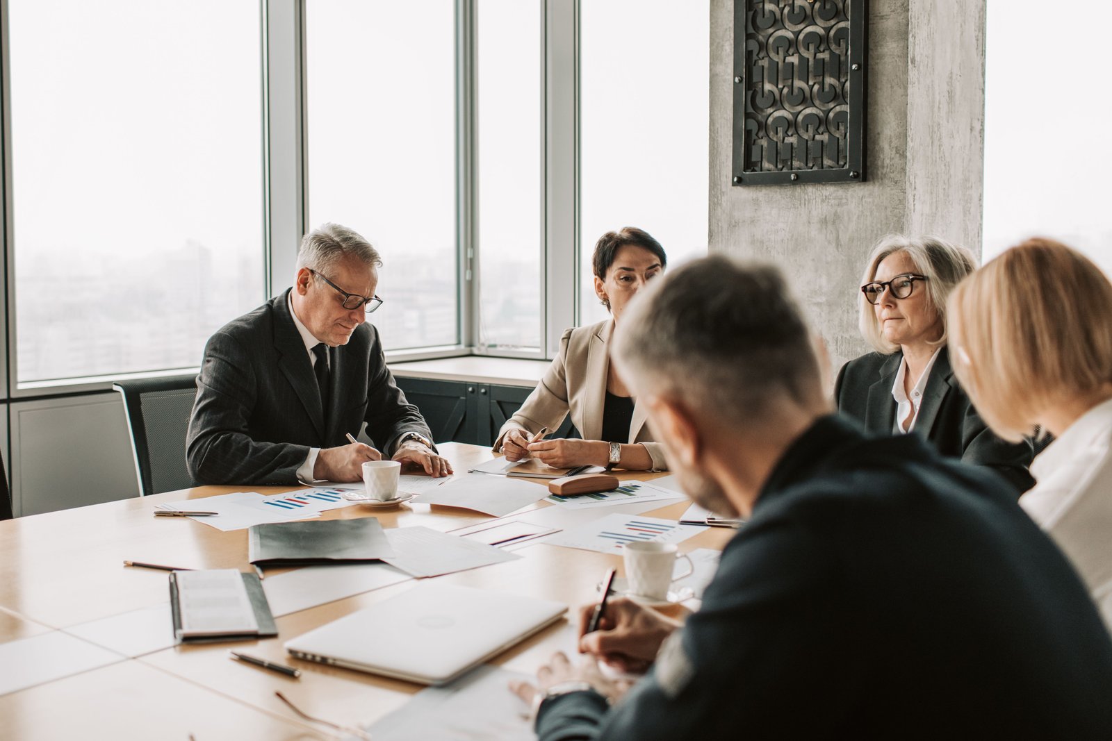 Online Consultancy (48-week): Innovation Advisor Support to a Research & Innovation Committee of an Institution